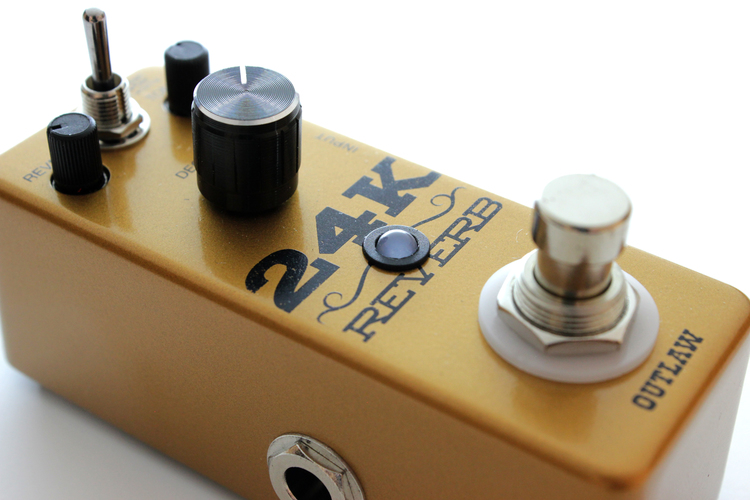 Outlaw Outlaw 24K 3 Mode Reverb Pedal - Effects