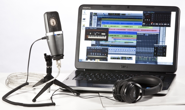 Apex Apex 555 Premium USB Studio Microphone w/Monitoring - Recording