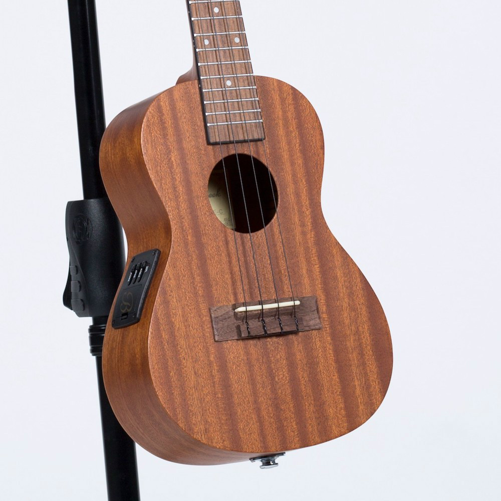 Beaver Creek Beaver Creek BCUKEE Soprano Mahogany Uke With Built In Pickup - Ukuleles