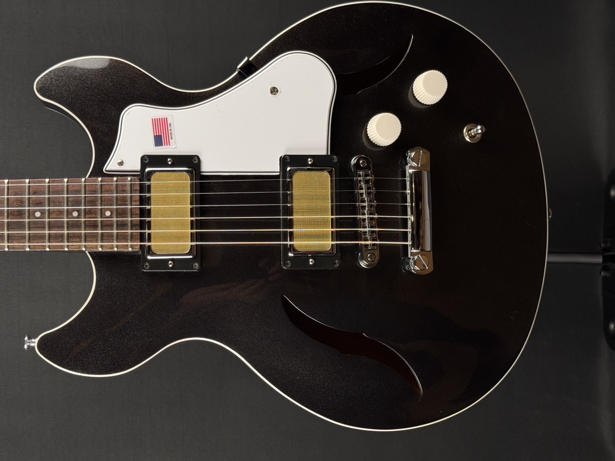 Harmony Harmony Comet Semi-Hollow Guitar, Space Black, Mono Bag B-STOCK - Guitars