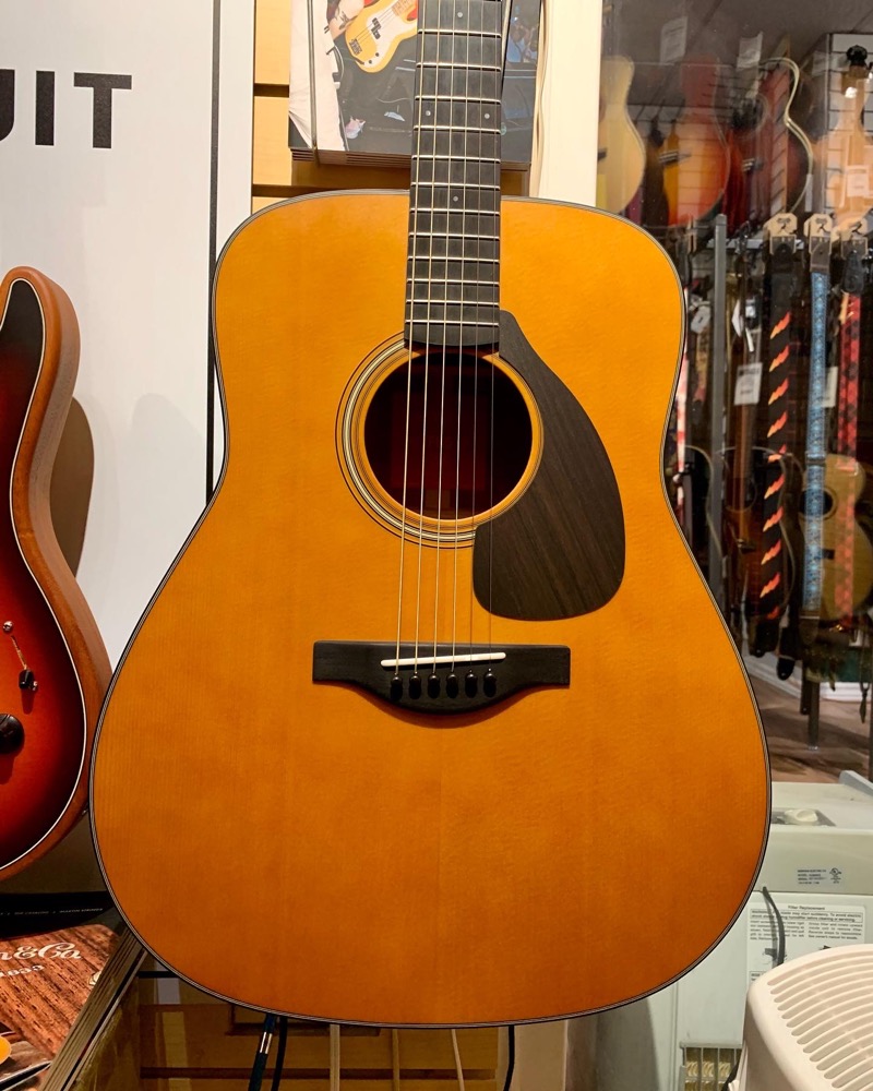 Yamaha Yamaha FG5  II Red Label Guitar All Solid Wood ARE Treated Top w/Hardshell Japan - Guitars