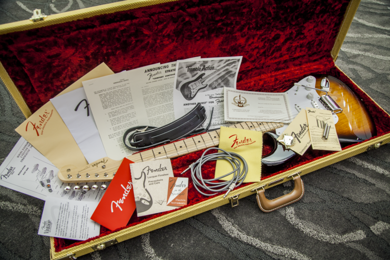 Fender 60th anniversary american vintage 1954 stratocaster deals