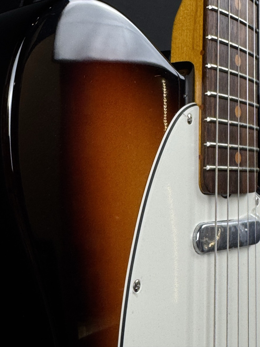 Fender Fender American Vintage II '63 Telecaster, Rosewood, 3 Tone Sunburst - B-STOCK - Guitars