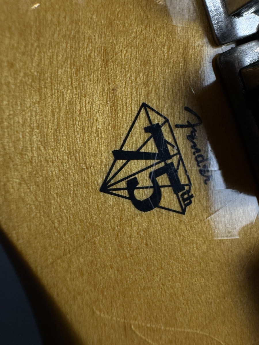 Fender Fender 75th Anniversary Vintera Road Worn 1951 Telecaster - Butterscotch Blonde - Guitars