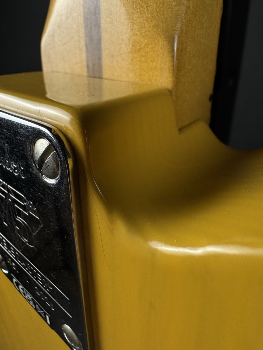 Fender Fender 75th Anniversary Vintera Road Worn 1951 Telecaster - Butterscotch Blonde - Guitars