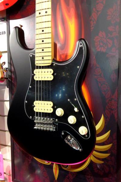 Fender Fender 14 FSR Hotrod Stratocaster HH MN In Flat Black W/Gigbag - Guitars