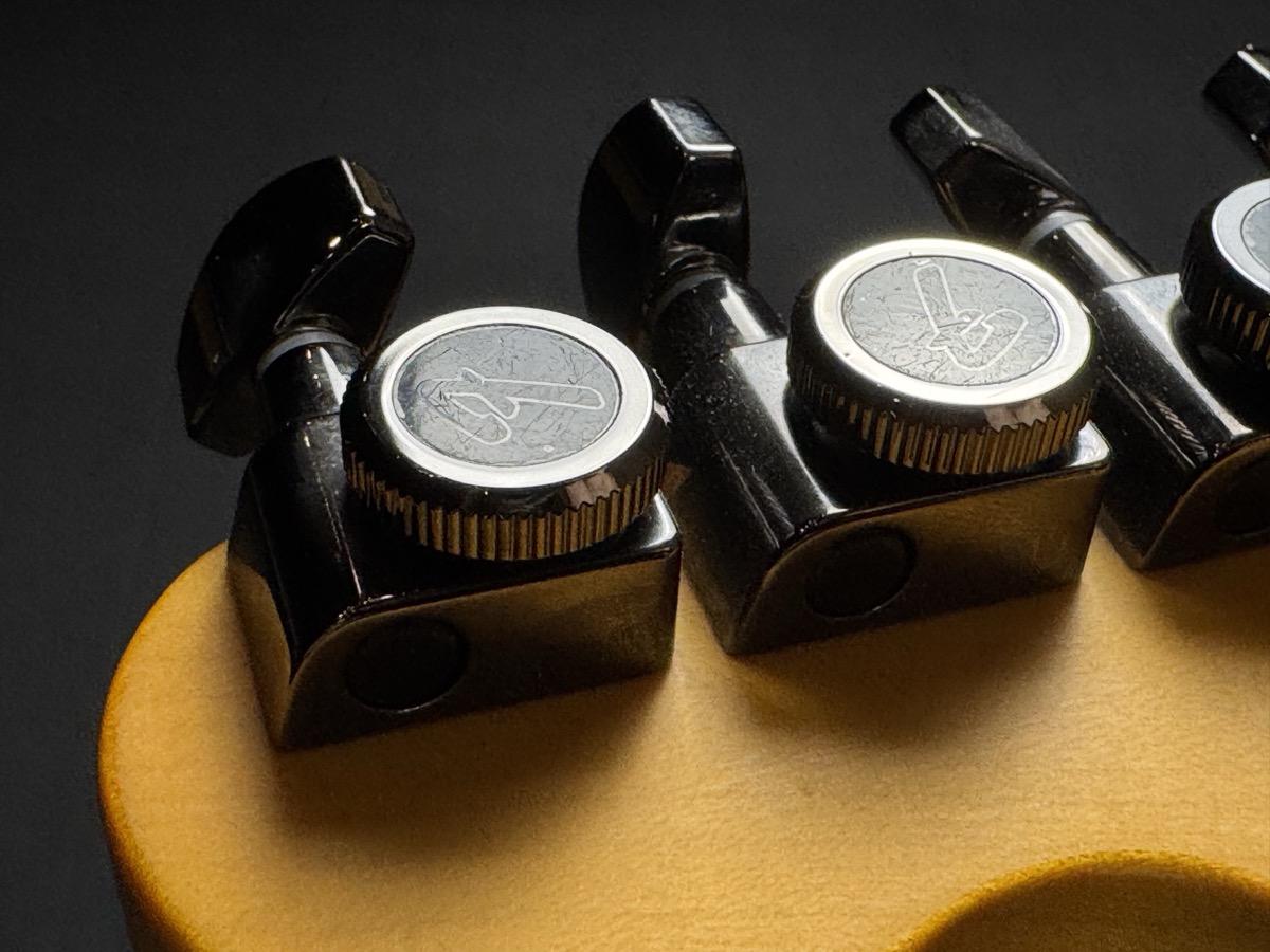 Fender Fender 75th Anniversary American Ultra II Telecaster, Ebony - Liquid Gold - Guitars