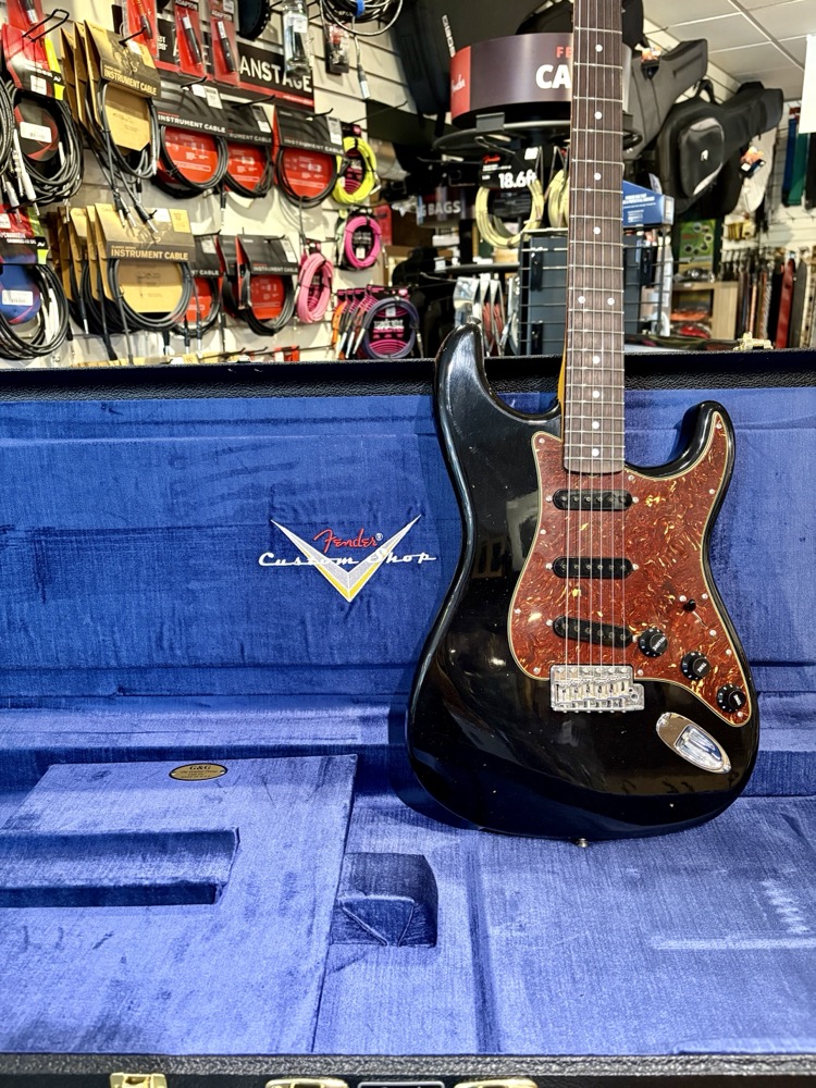 Fender Custom Shop Fender Custom Shop Limited Edition Roasted Strat, Journeyman Relic, Black - Guitars