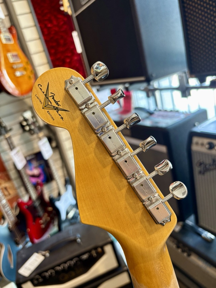 Fender Custom Shop Fender Custom Shop Limited Edition Roasted Strat, Journeyman Relic, Black - Guitars