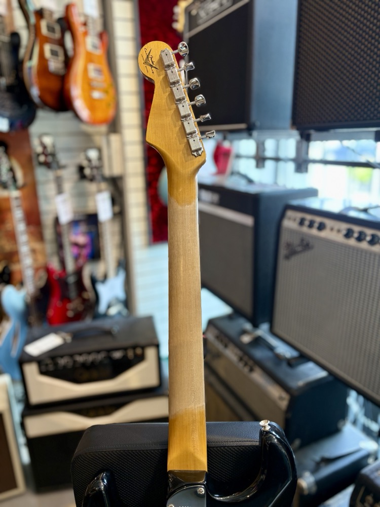 Fender Custom Shop Fender Custom Shop Limited Edition Roasted Strat, Journeyman Relic, Black - Guitars