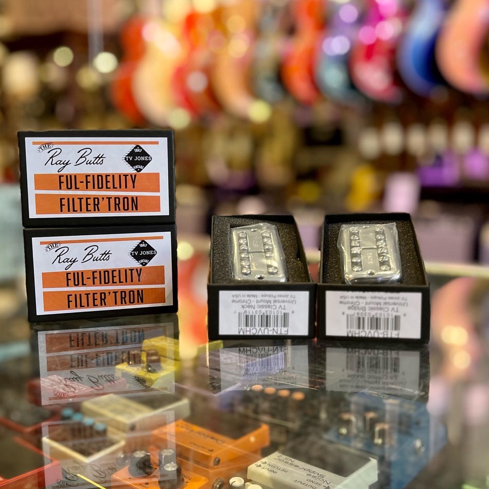 TV Jones TV Jones TV Classic Neck Pickup - Universal Mount - Chrome - Guitars