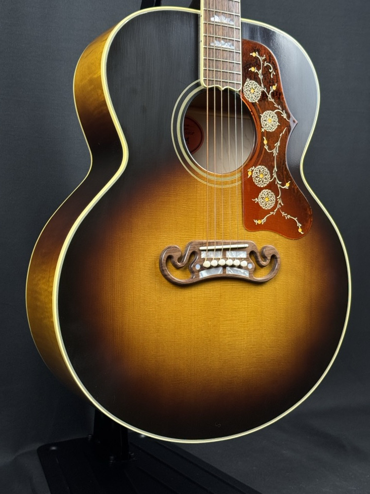 Gibson Custom Shop Gibson Custom Shop 1957 SJ-200 Acoustic Guitar - Vintage Sunburst VOS - Guitars