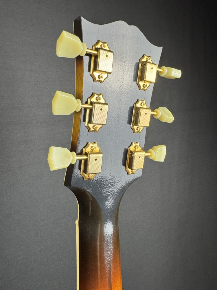 Gibson Custom Shop Gibson Custom Shop 1957 SJ-200 Acoustic Guitar - Vintage Sunburst VOS - Guitars