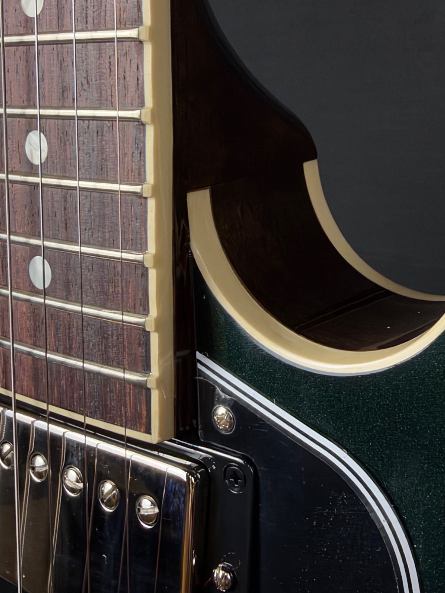 Gibson Gibson Limited Edition ES-335  Semi Hollow - British Racing Green Hardshell Case - Guitars