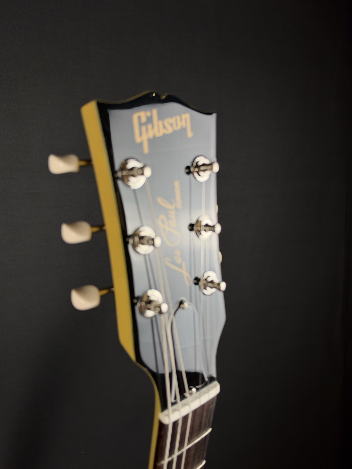 Gibson Gibson Les Paul Junior In TV Yellow With Hard Shell Case - Guitars