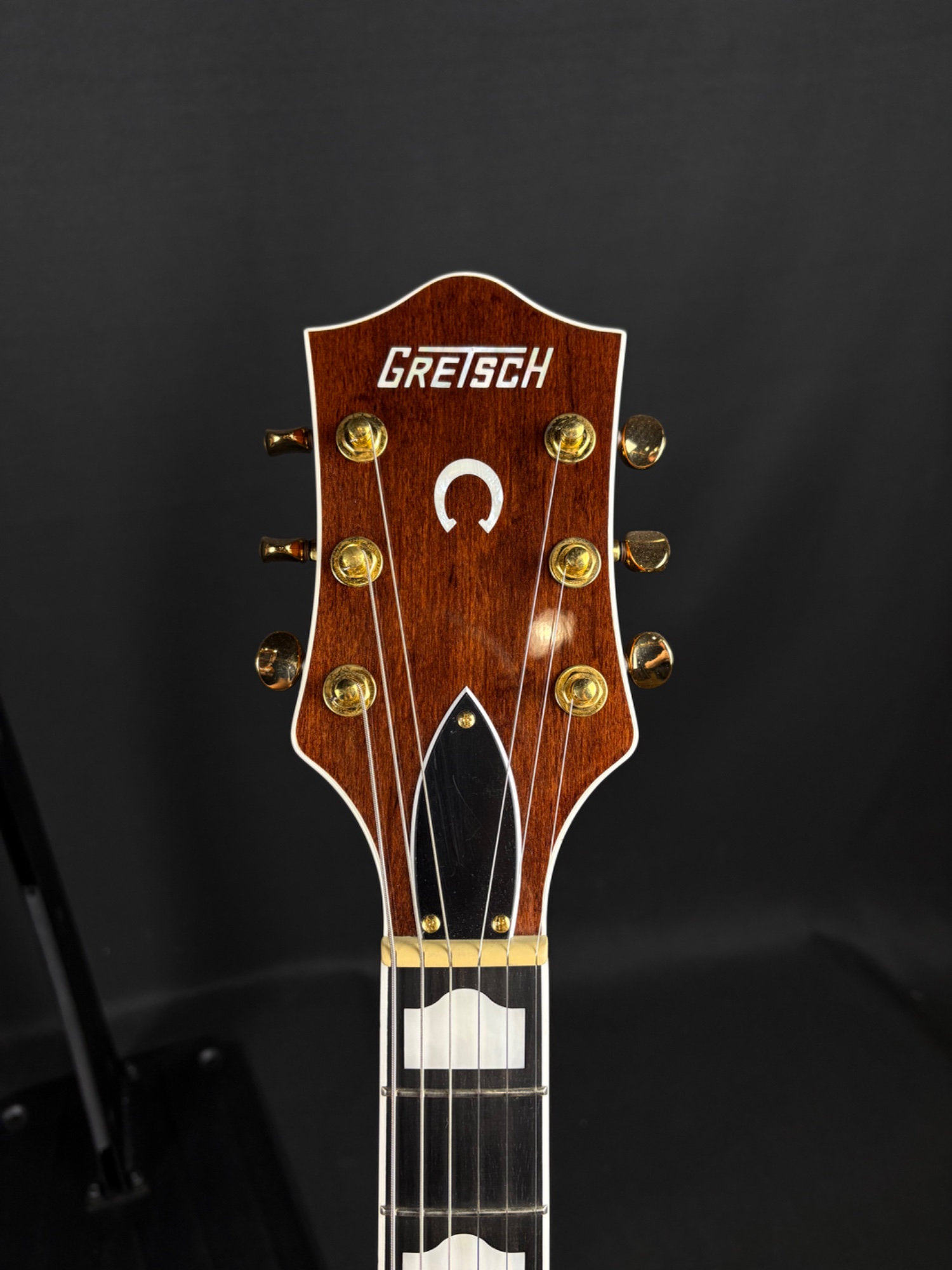 Gretsch Gretsch G6120TG-DS Players Edition Nashville Hollow Body Roundup Stain - Guitars