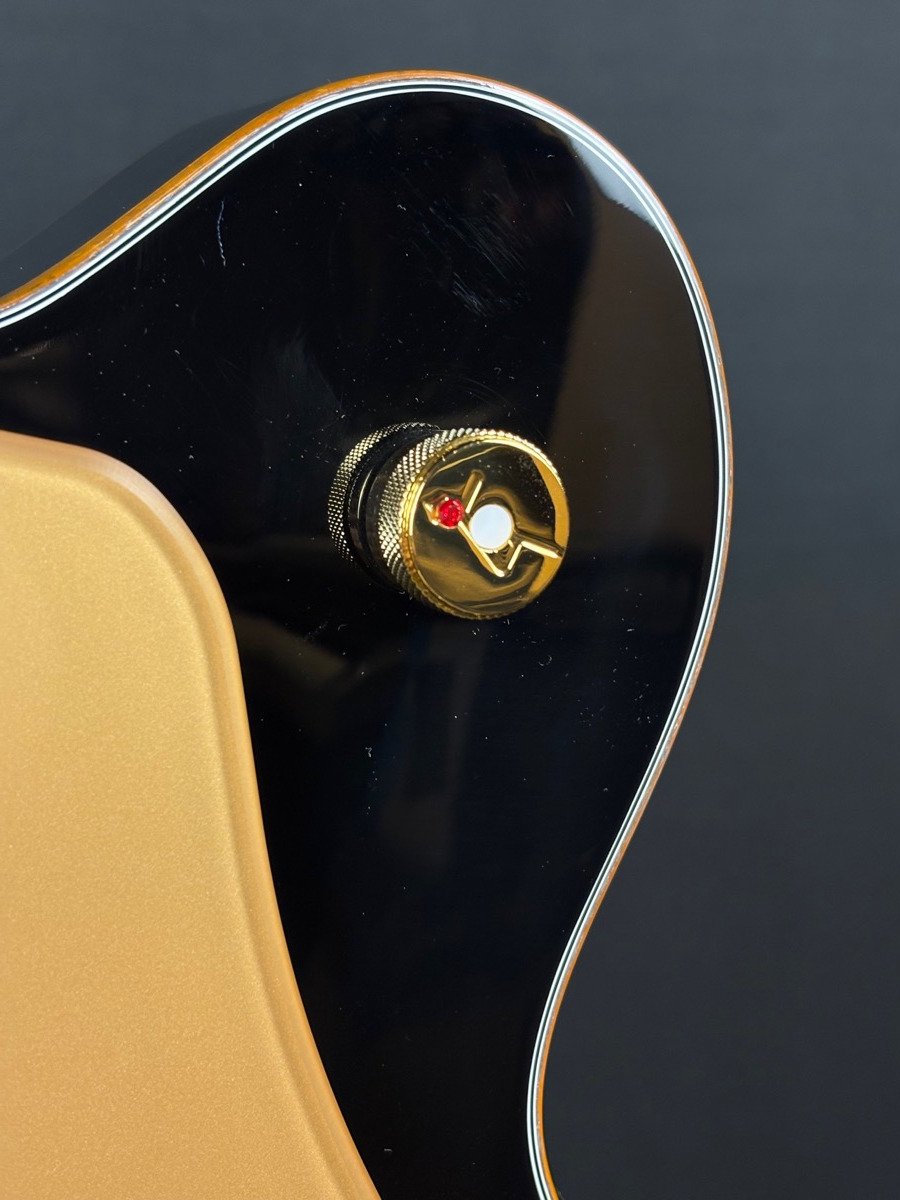 Gretsch Gretsch Synchromatic Falcon Single Cut Hollow Body, Bigsby, In Black - Guitars