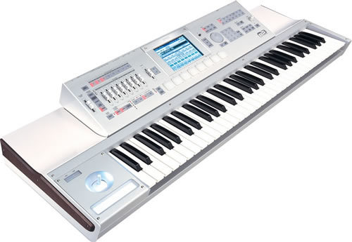 Korg Korg Workstation 61-Key - Keyboards