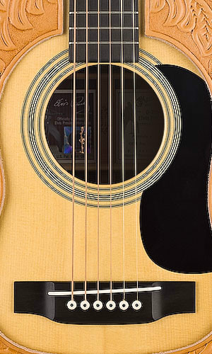 Martin Martin D-28M Elvis Presley Limited with Leather Cover and Case - Guitars