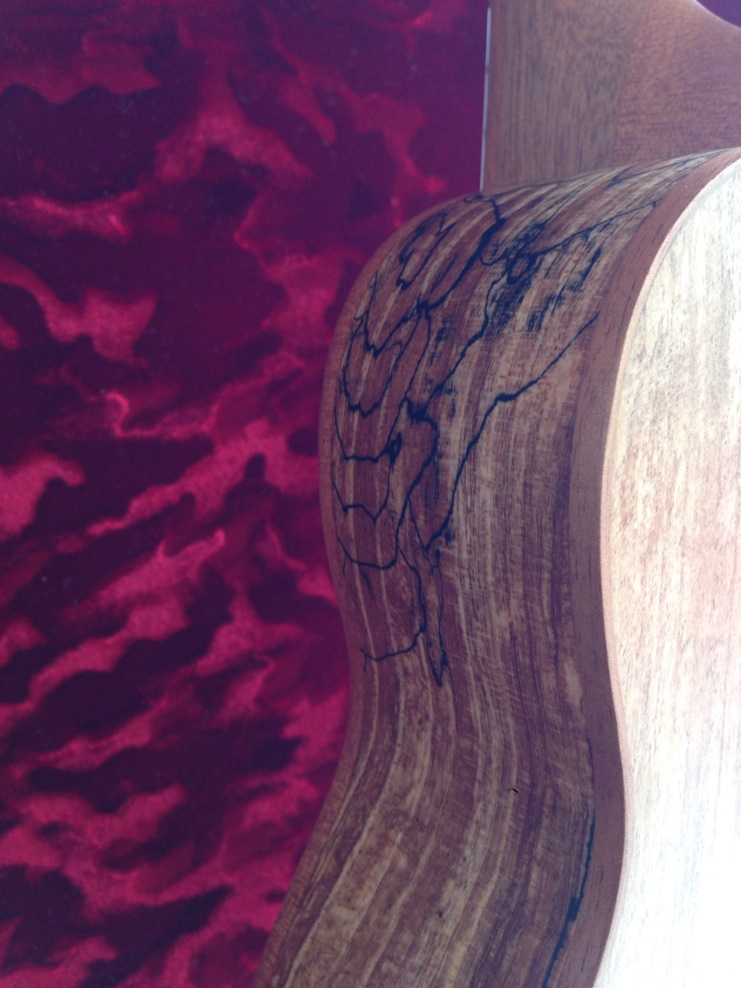 Oscar Schmidt Oscar Schmidt OU18 Soprano Ukulele Spalted Maple - Ukuleles