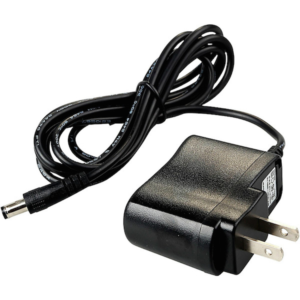 Outlaw Outlaw Pedal Case For 5 Outlaw Effects With 9 Volt Power Supply - Cases