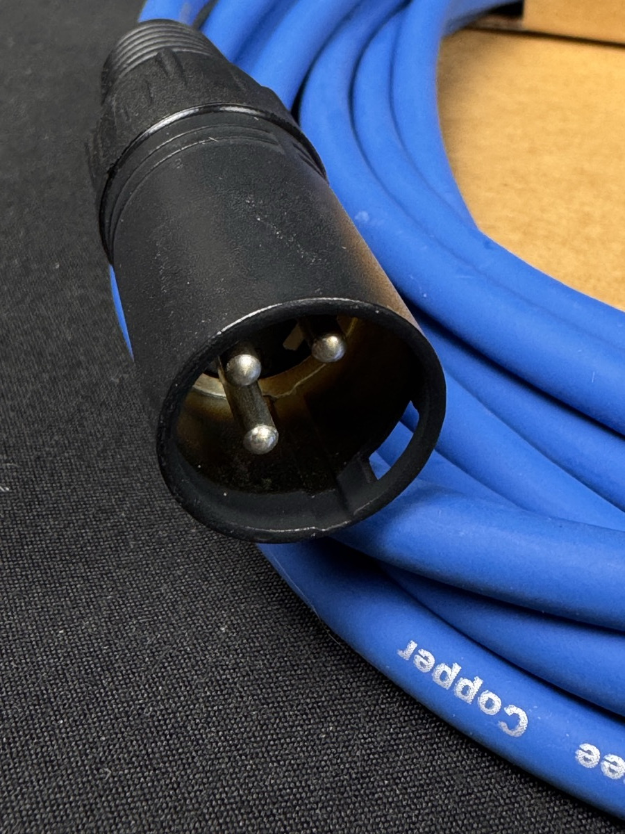 Planet Waves Planet Waves Mic Cable Classic Pro 20' XLR-XLR -  Blue - Cables