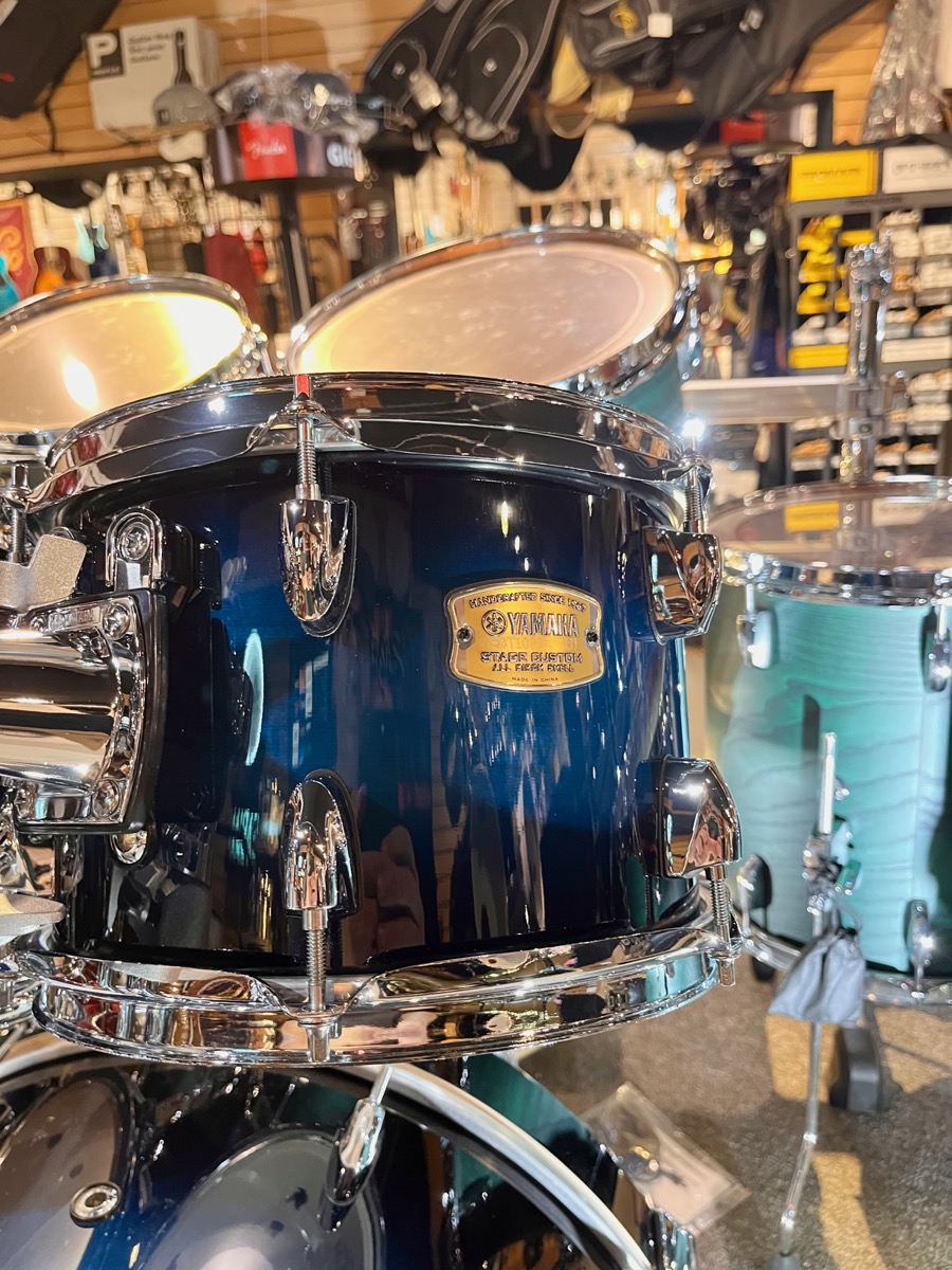 Yamaha Yamaha SBX0F57 Stage Custom Birch 5 Pc 20" w/HW780 Hardware, Deep Blue Sunburst - Drums