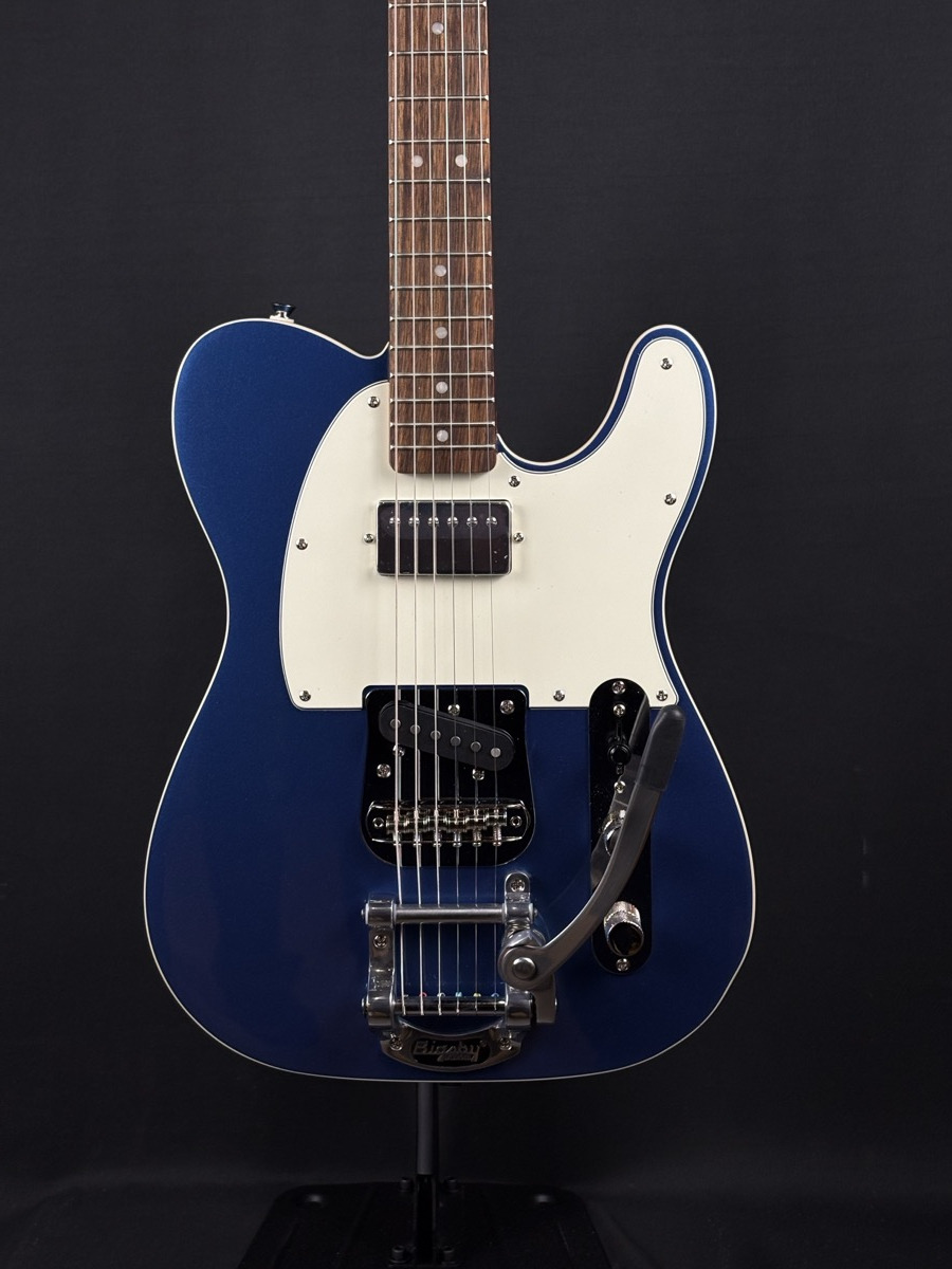 Squier Squier Classic Vibe Custom Telecaster SH With Bigsby, Lake Placid Blue - Guitars