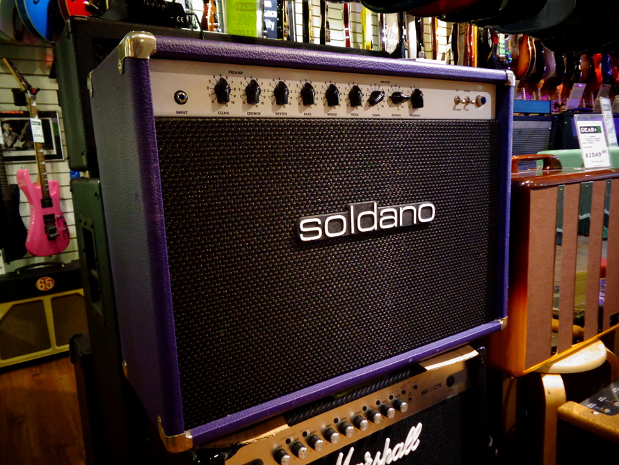 アンプ soldano reverb o sonic Amp Soldano Reverb-O-Sonic 50 2x12 Combo / Gibson Les Paul