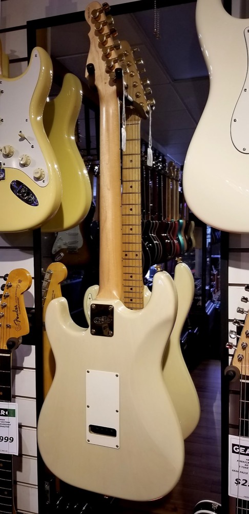Misc USED G&L S-500 Blonde Mary Kay w/Case - Used