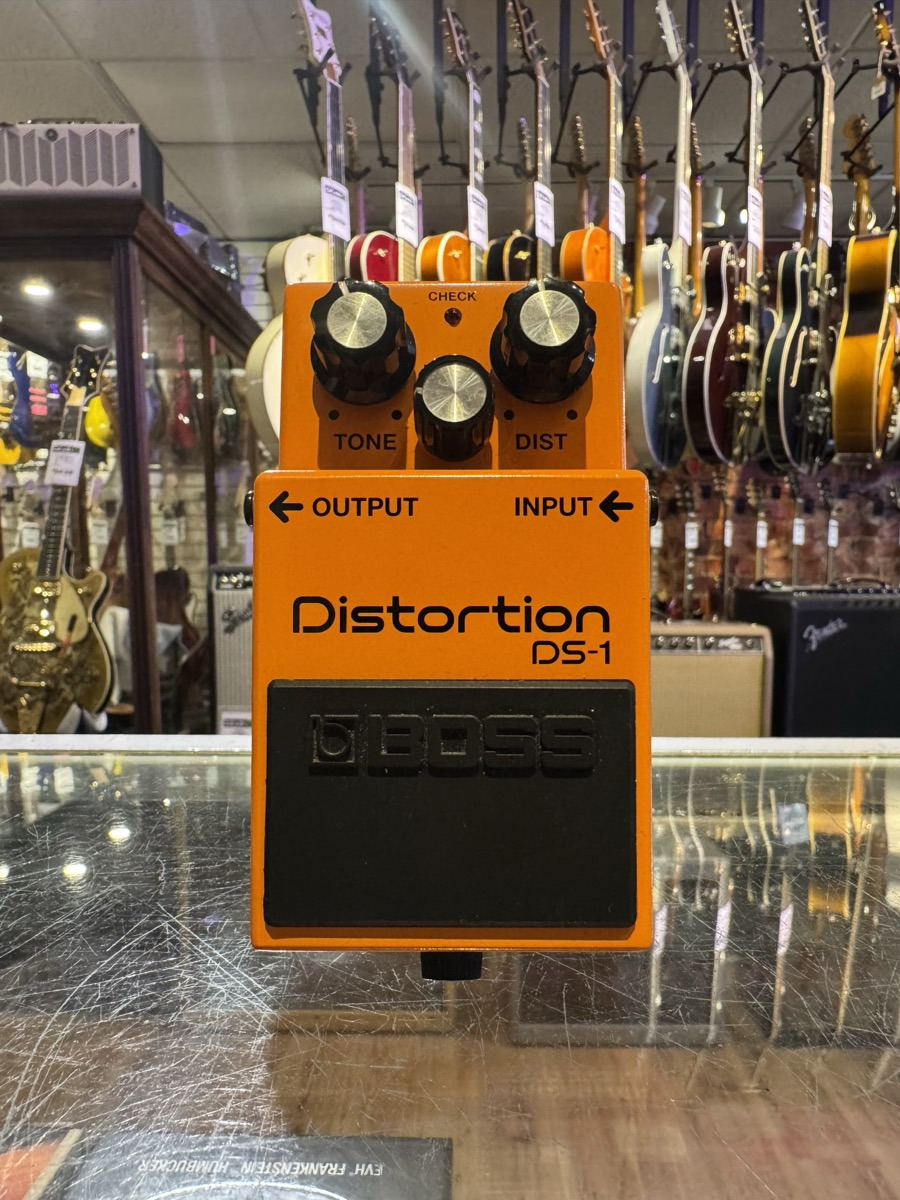 BOSS USED BOSS DS-1 - Effects