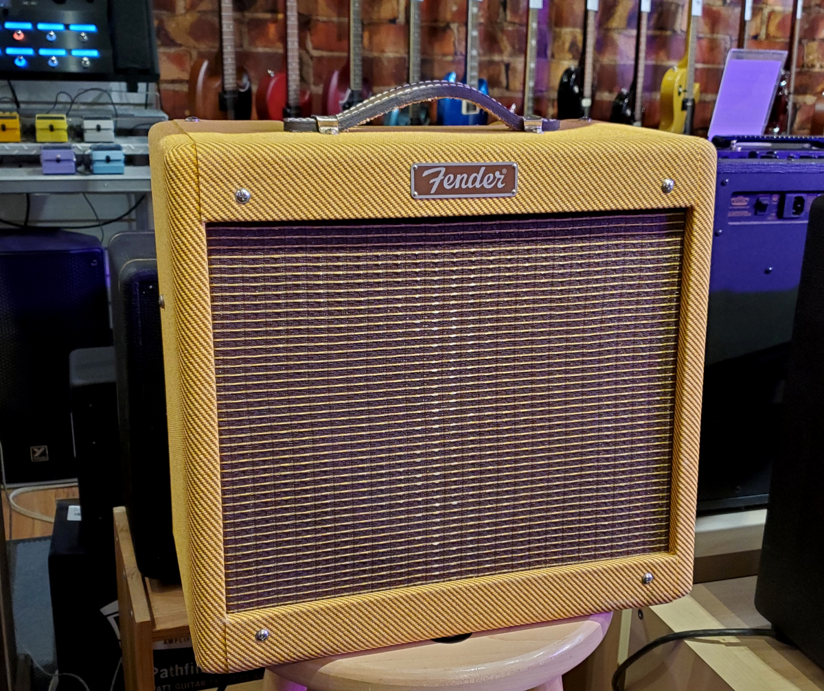 Fender pro junior iv used store