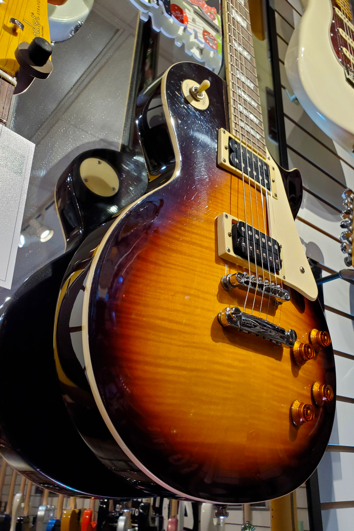 USED Epiphone les Paul Classic Flame Top