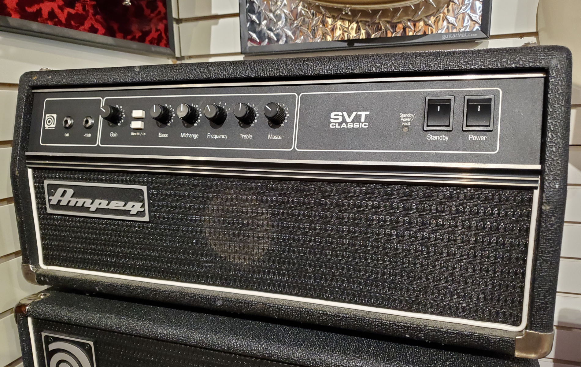 USED Ampeg SVT Classic 300 Bass Head - CONSIGNMENT