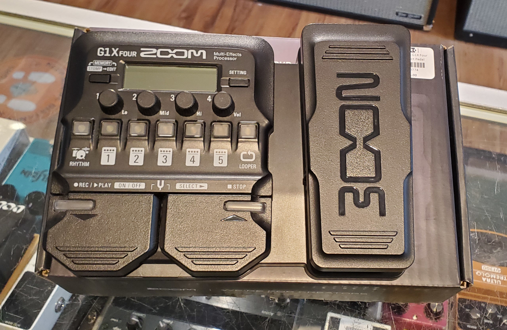 USED Zoom G1X Four Multi Effect Pedal