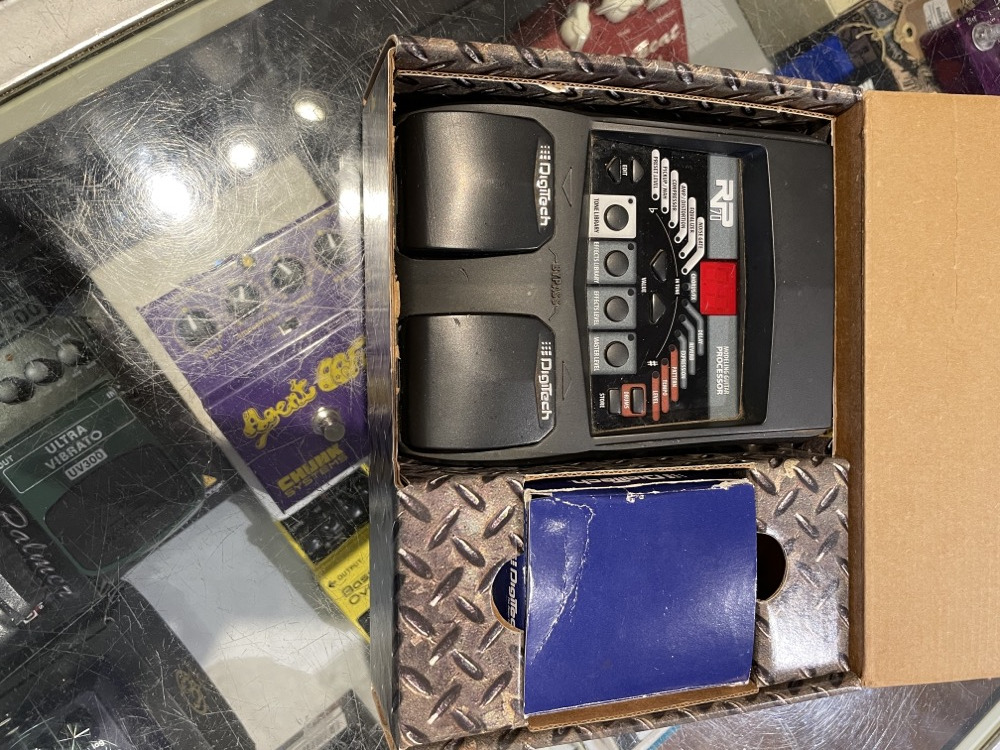 Digitech USED Digitech RP70 w/Adaptor And Box - Used