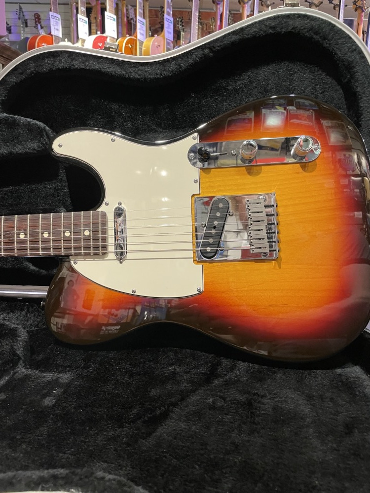 Fender USED 2006 Fender American Standard Telecaster in 3 Tone Sunburst With OHSC - Used