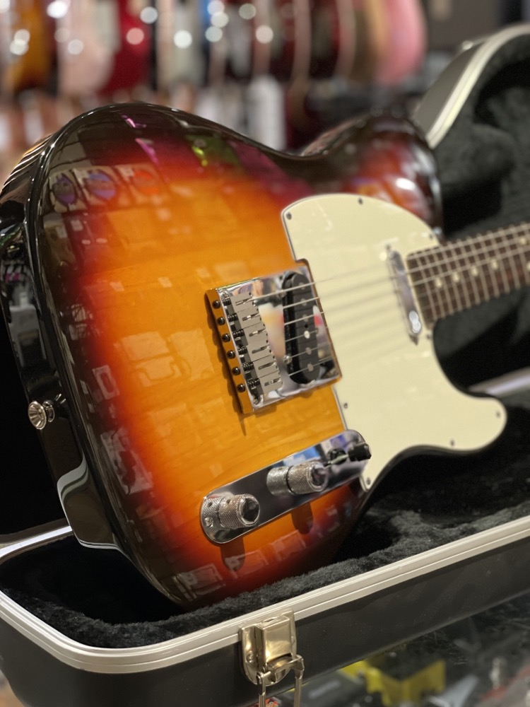 Fender USED 2006 Fender American Standard Telecaster in 3 Tone Sunburst With OHSC - Used