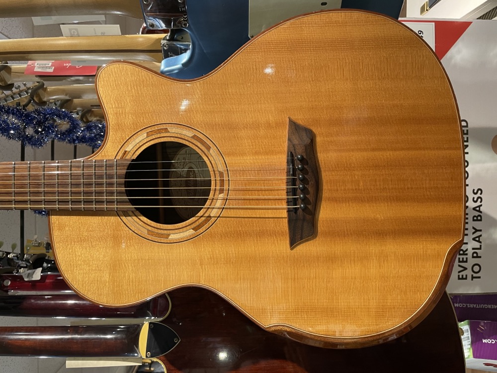 USED Washburn G25SCE Comfort Series Cutaway  …