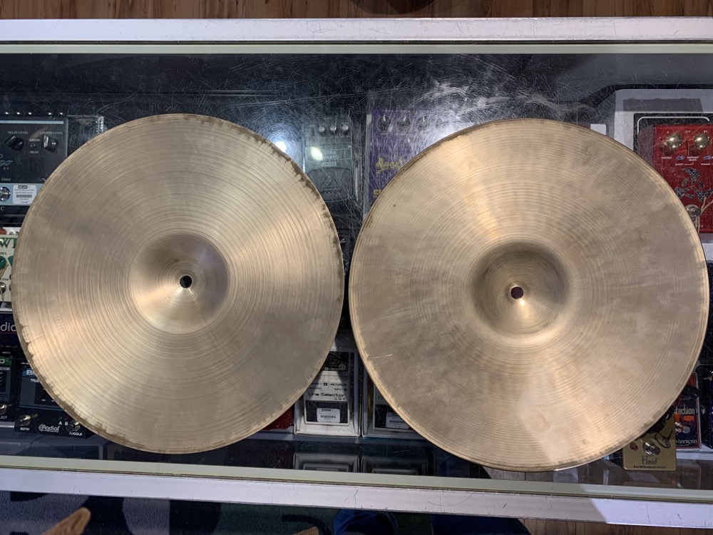Zildjian USED Zildjian 14" Avedis Hi-Hats Made In Canada - CONSIGNMENT - Used