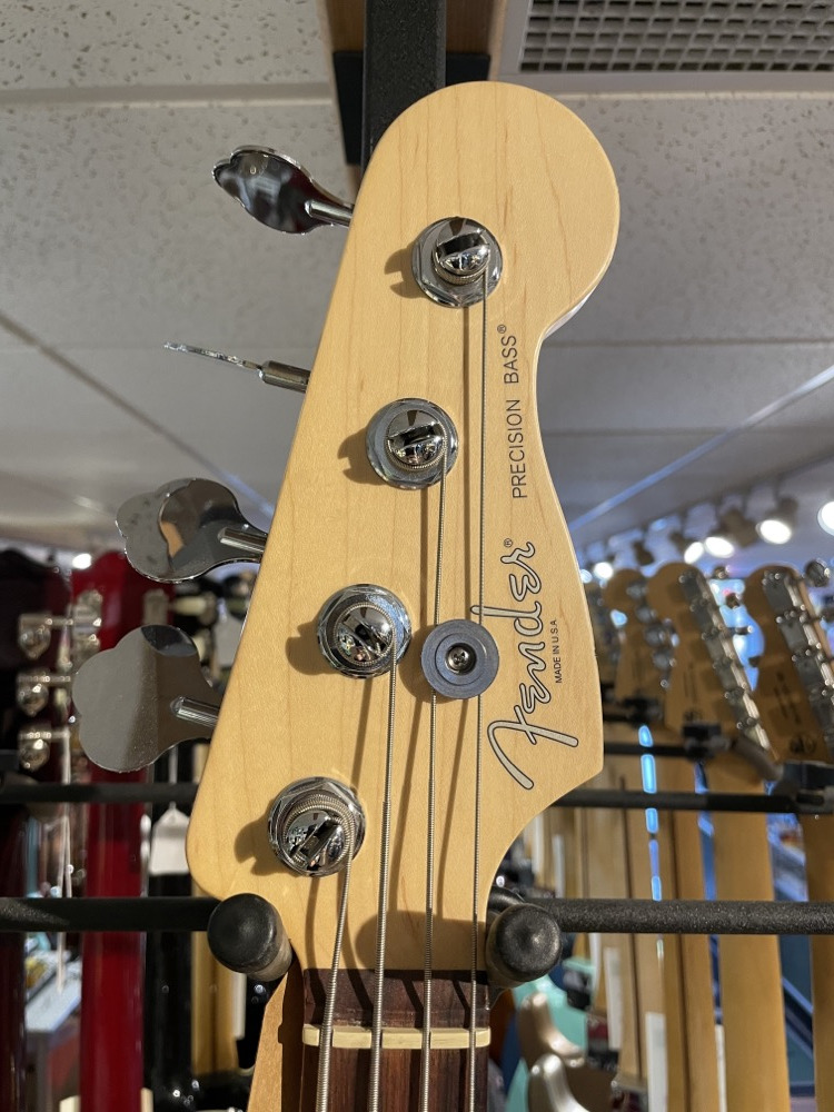 Fender USED 2007 Fender Precision Bass w/Hardshell Case - CONSIGNMENT - Used