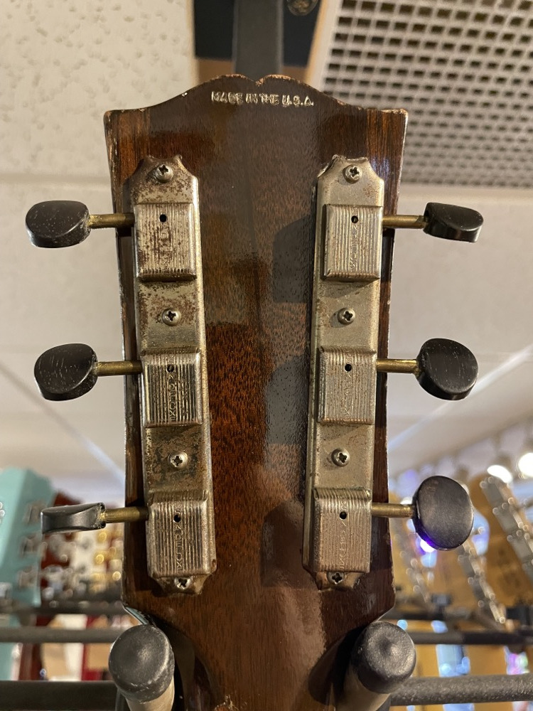 Gibson USED 1952 Gibson J-45 Sunburst w/Hardshell Case - CONSIGNMENT - Used