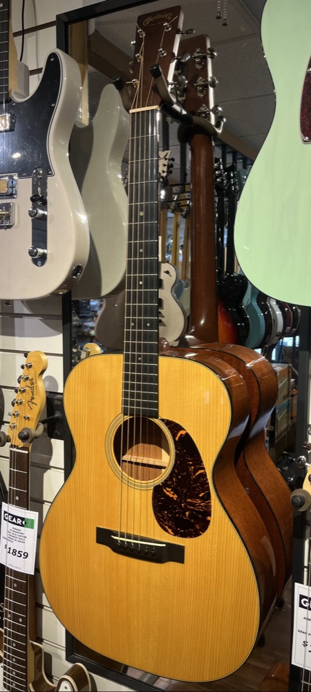 Martin USED Martin 2012 Golden Era 1937 000-18  w/OHSC - Consignment - Used