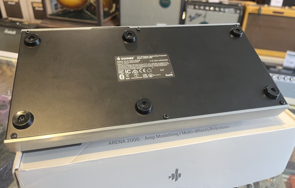 Misc USED Donner Arena Multi Effects with Box and AC - Used