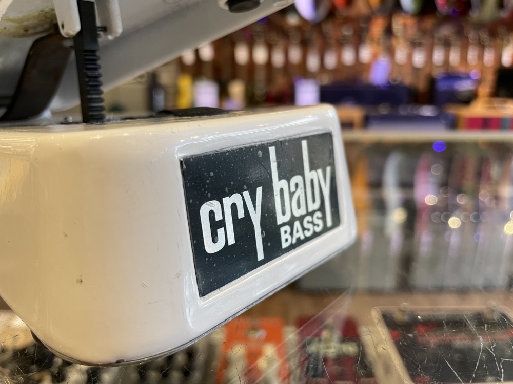 Dunlop 105Q Cry Baby Bass Wah Pedal
