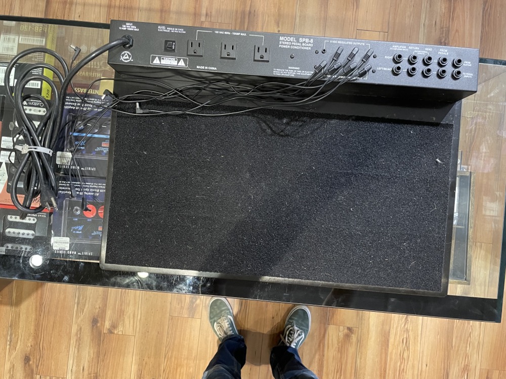 USED Furman SPB-8 Stereo Pedal Board and  …