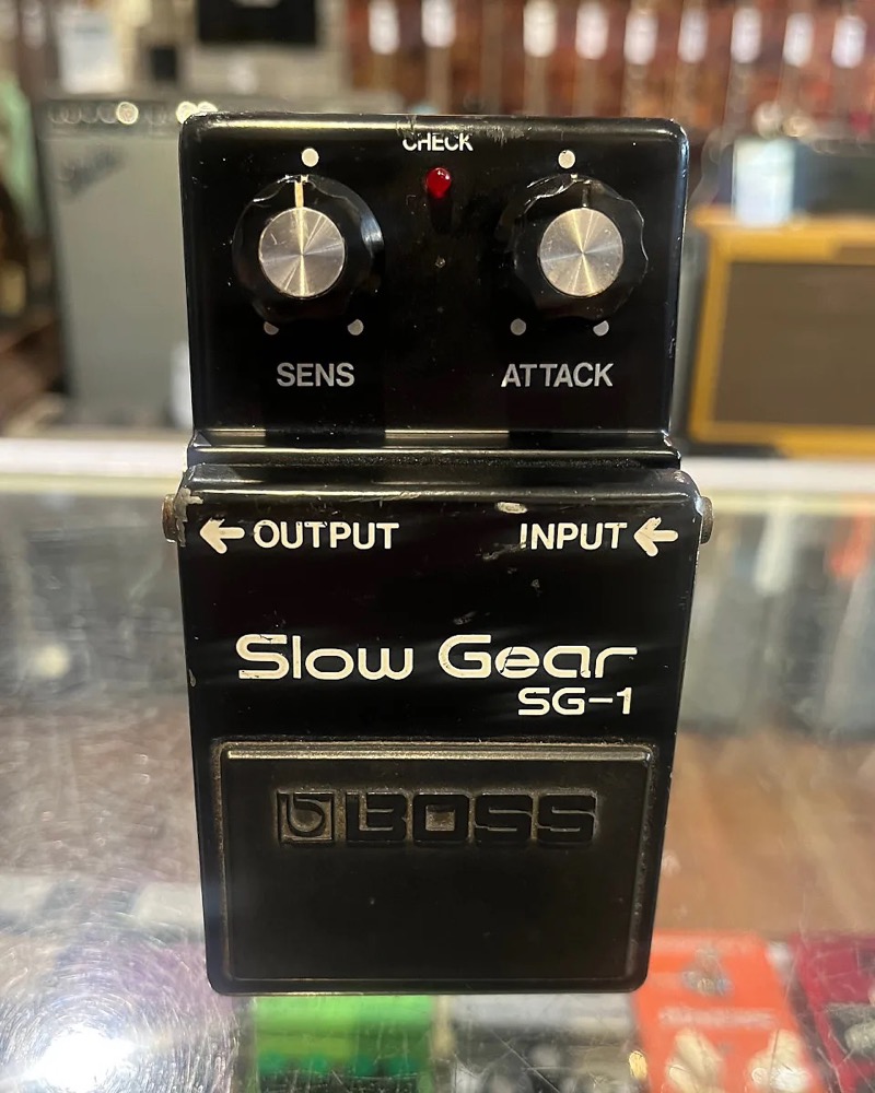 USED BOSS SG-1 Slow Gear Pedal Silver Screw