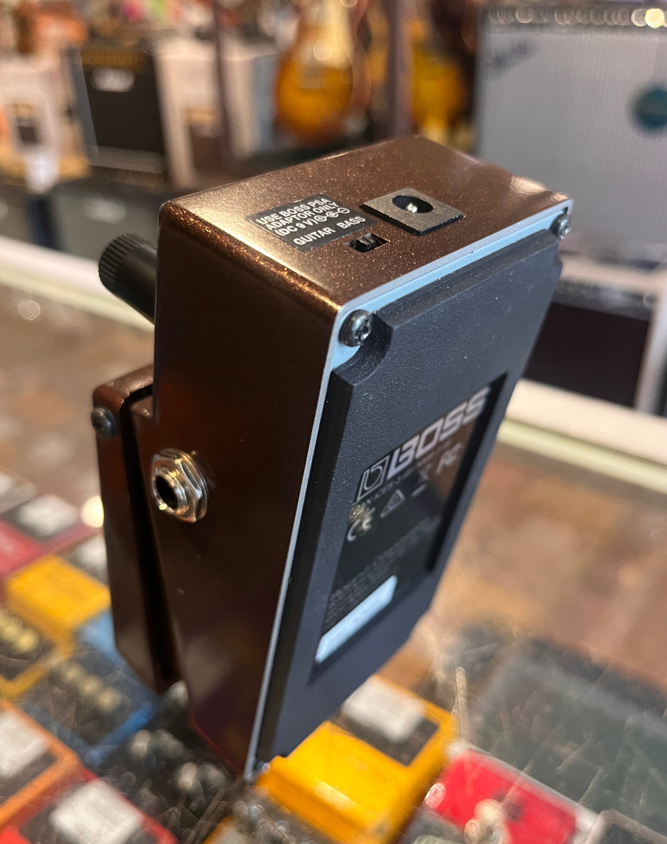 USED BOSS OC-5 Octave Pedal: Canadian Online Music Store in