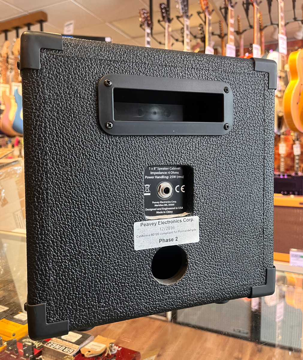 Peavey 6505 piranha deals cabinet