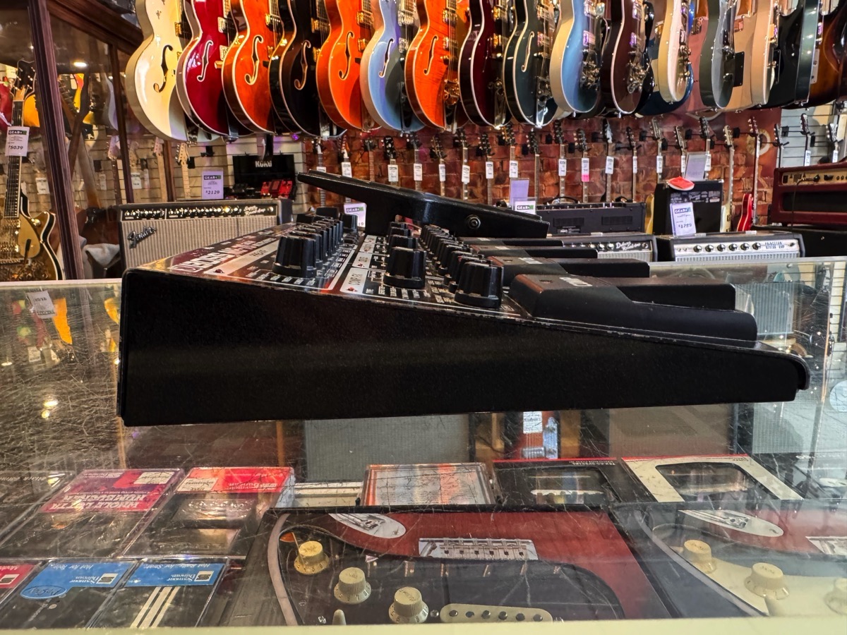 BOSS USED BOSS ME-70 Multi Effects Pedal - Used